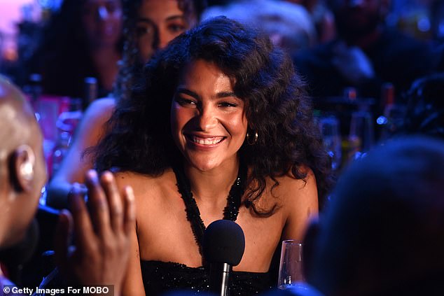 Olivia looked incredible as she was spotted in the audience