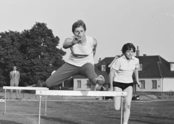 Pioneering British Olympic legend who shattered world record on way to winning gold passes away