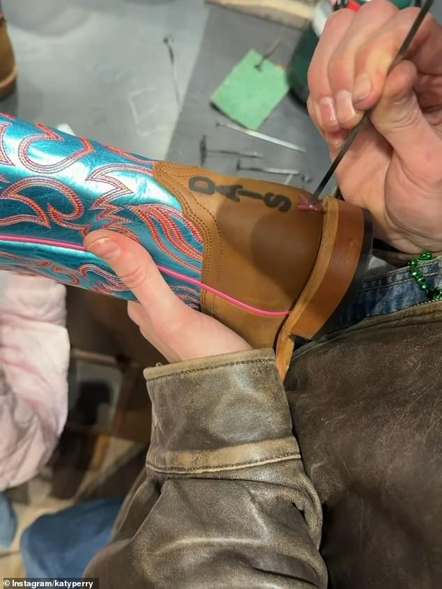 Perry also included a clip of Daisy getting a custom pair of cowboy boots
