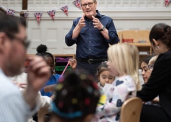 Sir Keir Starmer must tell schools to focus on books and get a grip on screens, blast Tories