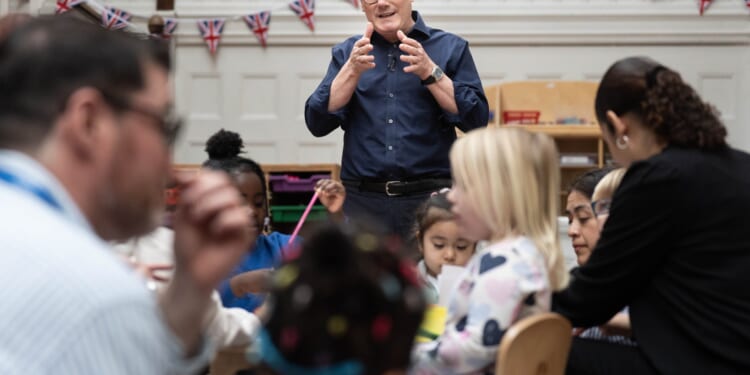 Sir Keir Starmer must tell schools to focus on books and get a grip on screens, blast Tories