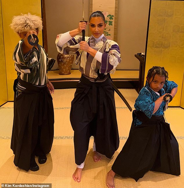 Kardashian and her children had the chance to take lessons from samurai artist Tetsuro Shimaguchi