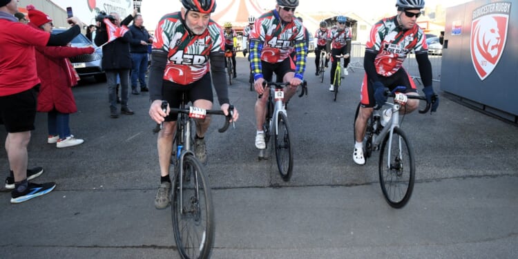 England's 2003 World Cup-winning icons reunite to compete in emotional 60-mile bike race to fight motor neurone disease