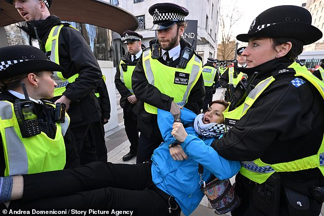 The arrests were confirmed by the Metropolitan Police in an X post and it comes after the police force vowed to resume arresting people who show support for the group
