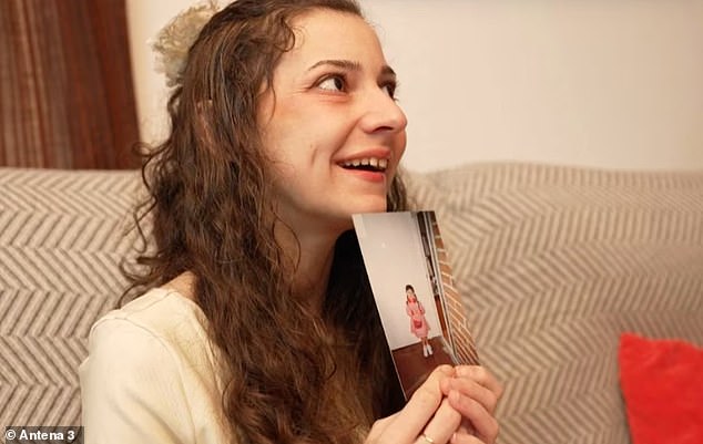 Castillo passed away with four photos of 'happy' memories by her side