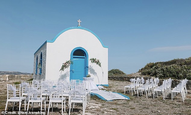 Janine used a local wedding planner to organise everything for the couple and their 30 guests and found the process 'easy'