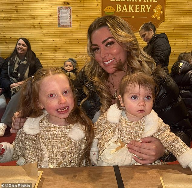 Lauren says that when the time comes, she will tell Posie all about her biological mother