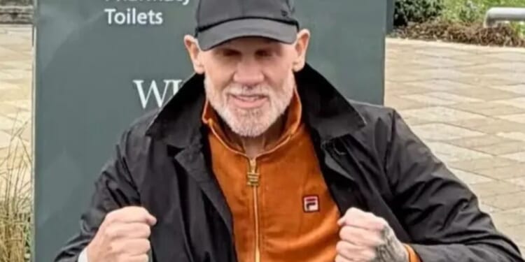 Wayne Lineker admits he 'became a burden' at height of drinking hell before devastating call from son made him get sober