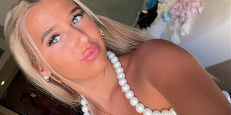 How frantic neighbours desperately rushed to save girl, 16, 'stabbed in back in row over boy' in early morning horror