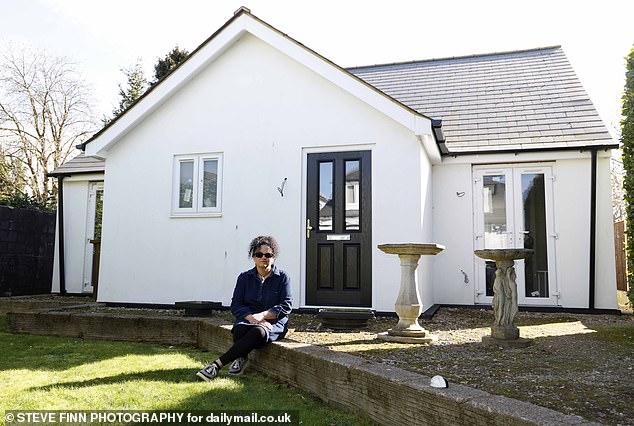 The Allens said they only discovered there was a serious problem while the annexe was being built