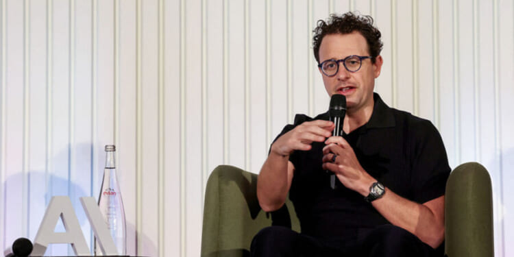 AI’s new frontier: When business, government interests collide