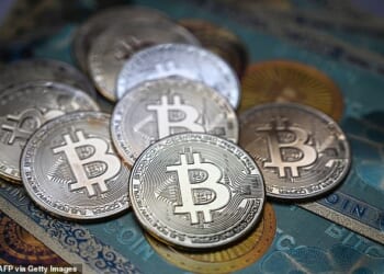 BORIS JOHNSON: I've long suspected Bitcoin is a giant Ponzi scheme and now I'm hearing tales of woe that make me fear I'm right…