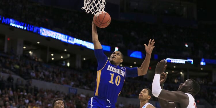 Kevin Mays of the Cal State Bakersfield Roadrunners goes up for a dunk in the second half against the Oklahoma Sooners in the first round of the 2016 NCAA Men's Basketball Tournament at Chesapeake Energy Arena on March 18, 2016, in Oklahoma City, Oklahoma.