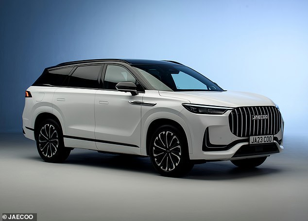 The Jaecoo delivers an EV-only range of 83 miles WLTP and has a 1.5-litre engine and 34.5kWh battery