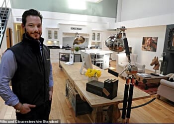 Dino Mussell, boss of Parlour Farm Kitchens, has allegedly left many severely out of pocket but customers claim he has not apologised