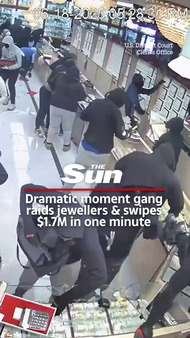 Dramatic moment gang raids jewellers & swipes $1.7M in one minute