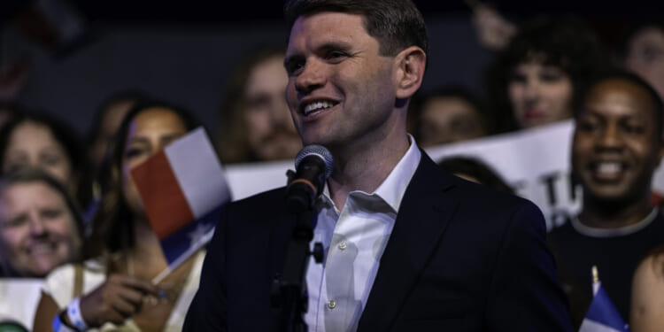 Even in Texas, Democrats Can’t Leave Woke Behind