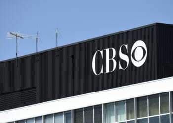 Every Now and Then Someone Stands Far From the Maddening, Proggy Crowd – HotAir