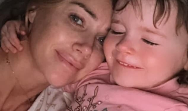 Laura Anderson has said she is praying for 'safe skies' as she has managed to get a flight to Edinburgh out of Dubai amid the esclating conflict in the Middle East