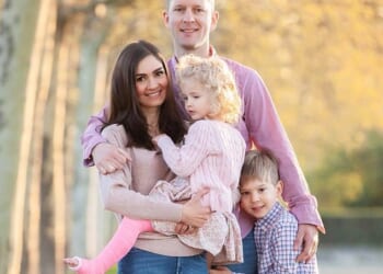 The Florida mother who allegedly murdered herself and her two kids in their home was from a 'picture perfect family,' as one friend wrote on the above photograph published on Facebook