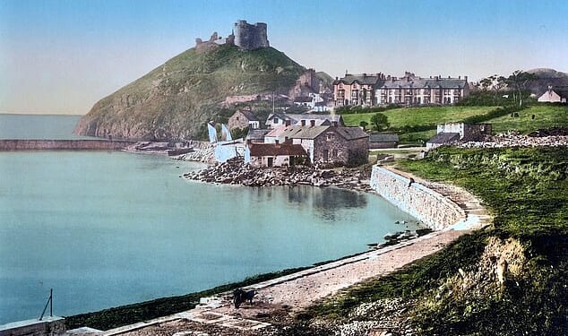 Criccieth is described as 'something of a hidden gem on the Llyn peninsula'