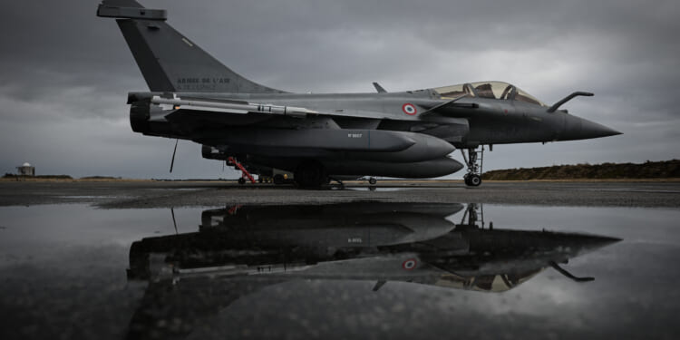 France, America, and the Trap of Extended Nuclear Deterrence