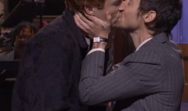 Fans went into meltdown as Harry Styles indulged in a gay kiss with Saturday Night Live star Ben Marshall during his latest opening monologue on the sketch show
