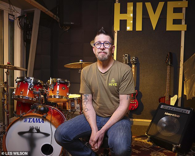 Ben, a 50-year-old musician from Somerset, has lived with misophonia all his life ¿ it has ruined relationships and caused him immense anxiety