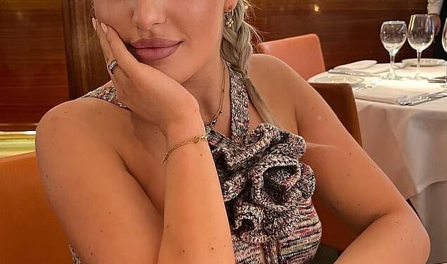 Shannon Higham, now 26, was diagnosed with psoriasis – an autoimmune condition affecting more than a million Britons – at just 12 years old