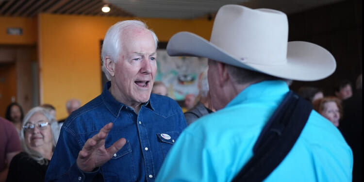 In Texas, a contentious Republican primary goes down to the wire