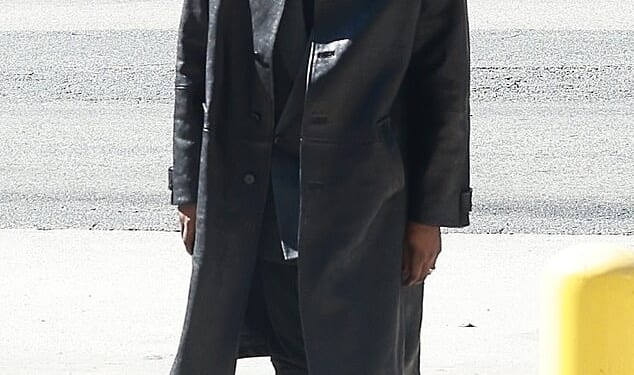 Kanye West was spotted arriving at a courthouse in Los Angeles this Friday amid the ongoing lawsuit against him by his former employee Tony Saxon