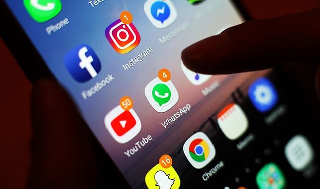 A new proposal in the Children’s Wellbeing and Schools Bill gives MPs the chance to mandate that tech giants block under-16s from accessing their apps
