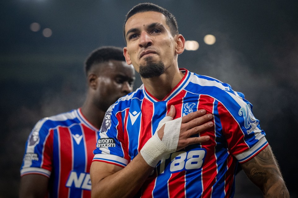 Wolverhampton Wanderers v Crystal Palace - Premier League