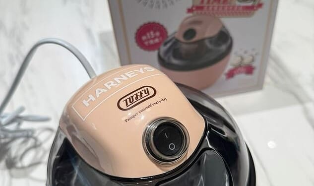 Law firm Harneys has been criticised for sending pink ice-cream makers to female lawyers and clients to mark International Women's Day