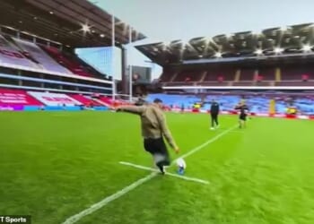 Presenter Liam MacDevitt attempted a conversion as part of a light-hearted initiation to the TNT Sports team, but it drew the attention of Leicester Tigers boss Geoff Parling