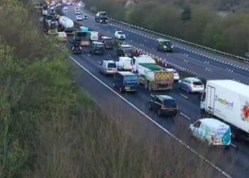 M25 chaos as motorway closed after three lorries crash with delays expected for the next 3 hours