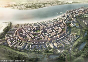 Revised proposals for a development including 20,000 new homes has been approved by Barking and Dagenham council planners