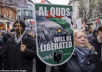 On Sunday, Scotland Yard will use the Thames as a barrier to stop clashes between pro-Iran demonstrators and counter-protesters at the Al Quds rally. (Pictured in March 2025)