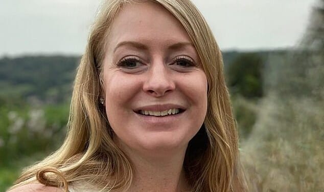 Moment 'murdered' Microsoft executive Jennifer Symonds is seen going into a restaurant - just hours before her body was found drowned by an upmarket private members' club on the Thames