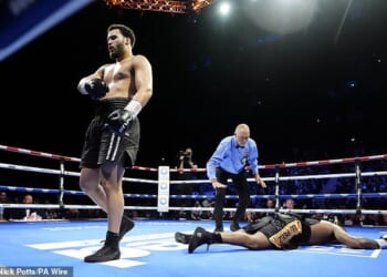 Moses Itauma moved one step closer to a world title fight with a devastating victory over Jermaine Franklin