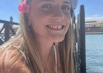 NHS Trust 'took whole day to tell health officials about meningitis death'... and by the time they did 'another young woman had been killed'