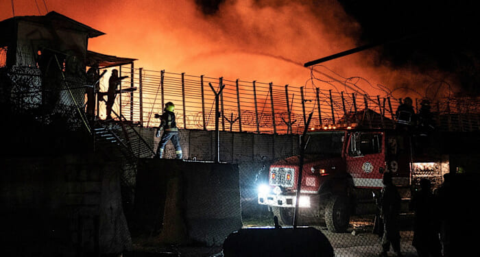 Pakistani Strike on Kabul Kills Hundreds