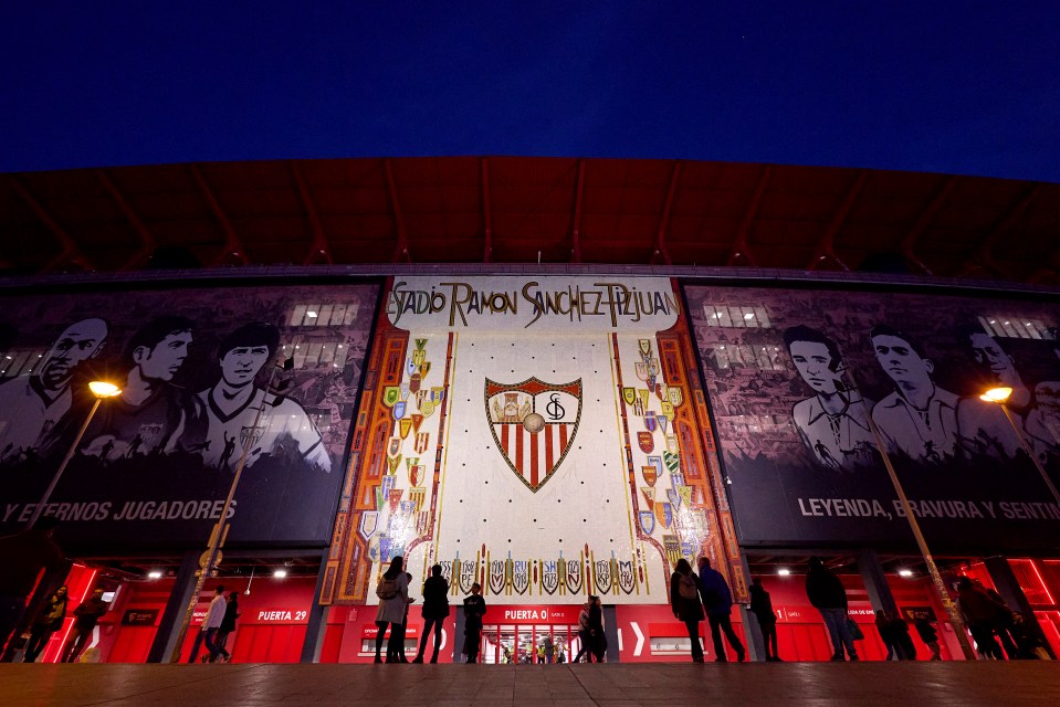 Sevilla FC v Deportivo Alaves - LaLiga EA Sports