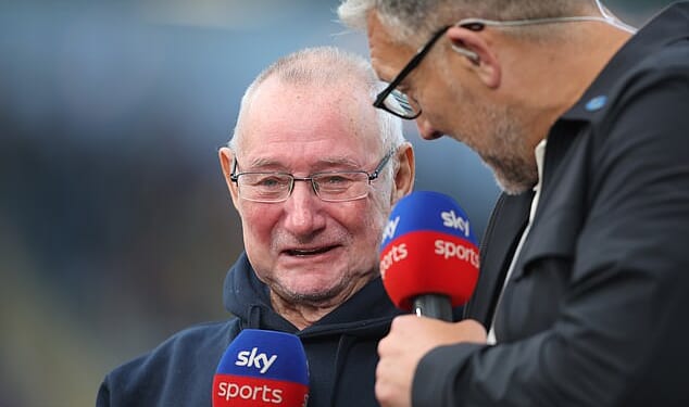 Rob Burrows' father, Geoff, has died aged 74 following a tireless campaign for motor neurone disease