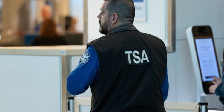 Senate Passes DHS Funding Bill to End Partial Shutdown