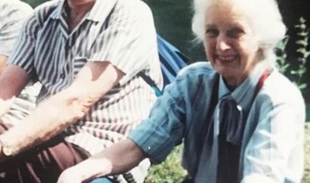 Howard and Bea Ainsworth, who were found dead at their home in Wilmslow in 1996