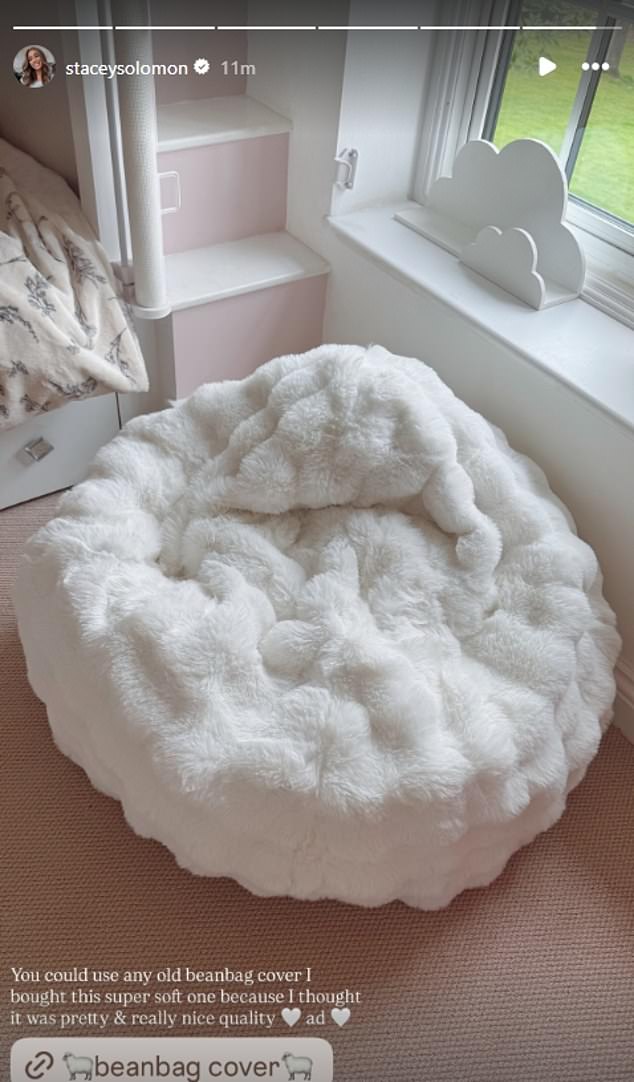On Monday, Stacey also directed fans to a fluffy faux rabbit fur bean bag cover which costs £34.99