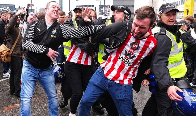 Sunderland and Newcastle fans clashed in nasty scenes ahead of the Tyne-Wear derby