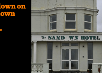 Sundown on Sandown | John Wills