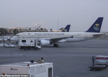 The rich are fleeing from the Middle East through Saudi Arabia on private jets, costing up to £260,000